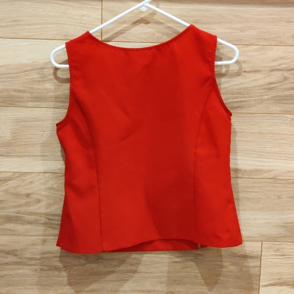 Perceptions Red Top M - Picture 3 of 3